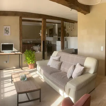 La Maison De Constance Hauterives